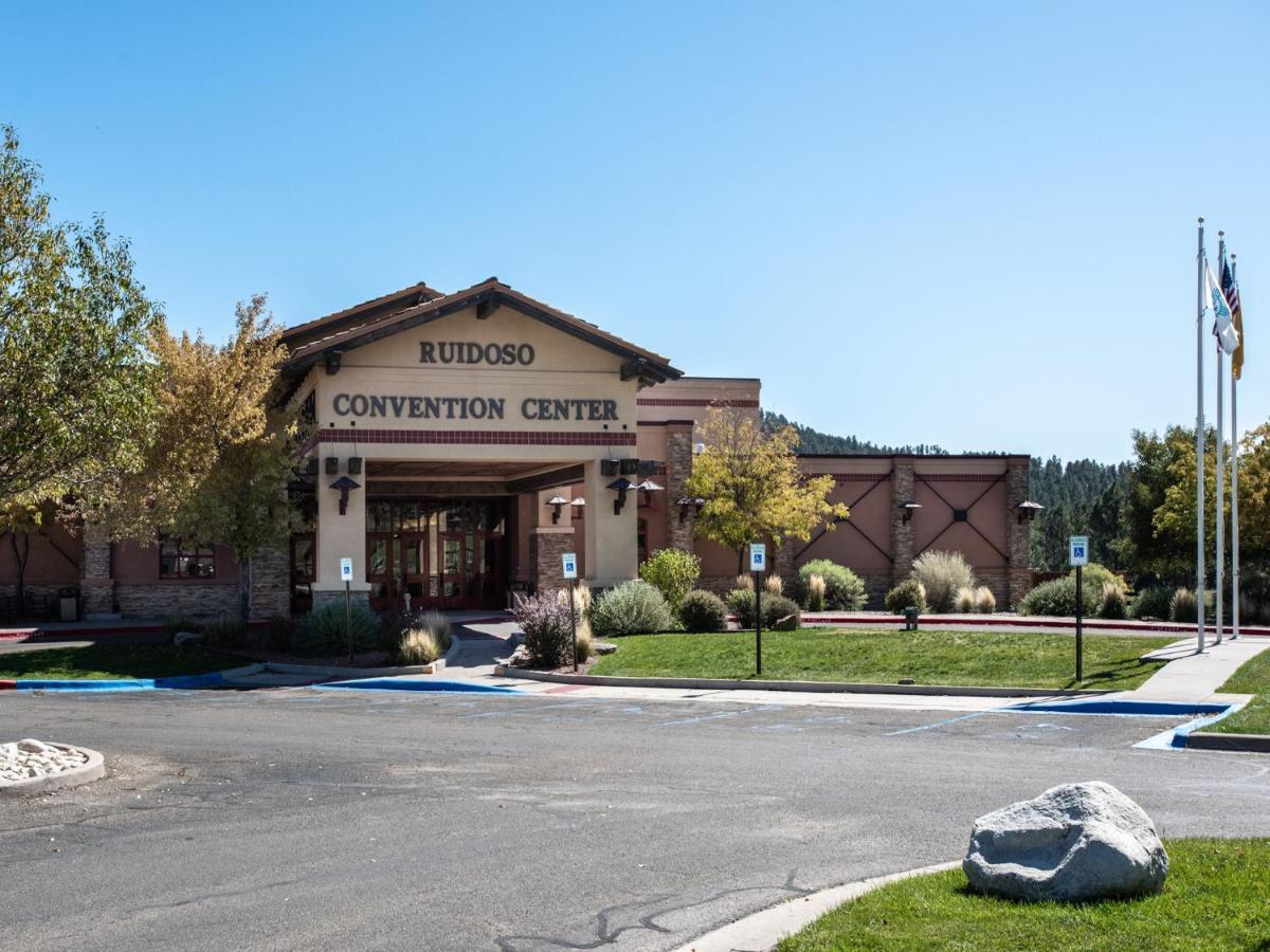 Apache Village 10, King Studio, Midtown, Sleeps 2 Ruidoso Esterno foto